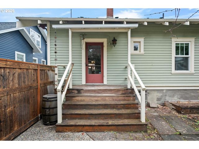 1923 Se 50TH Ave, Portland, OR 97215