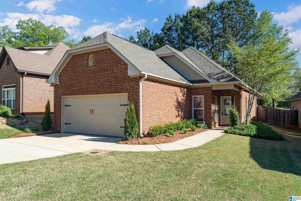 5520 GARDEN VALLEY LANE, Clay, AL 35126