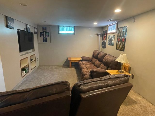 755 Chestnut Street, Dawson, MN 56232
