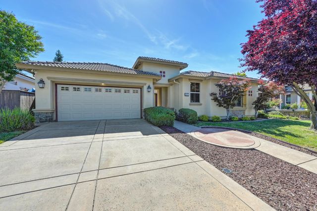 620 Castle Oaks Dr, Ione, CA 95640