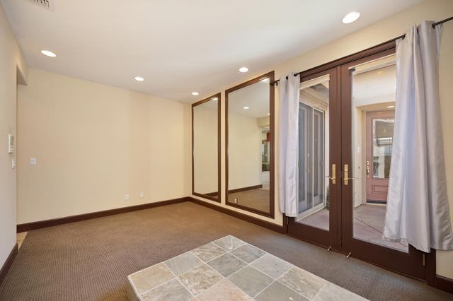 620 Castle Oaks Dr, Ione, CA 95640