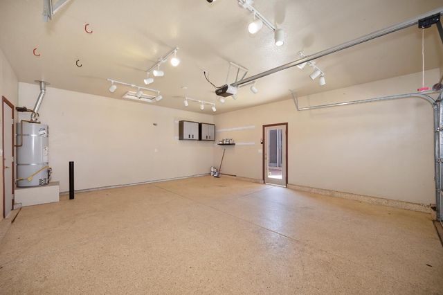 620 Castle Oaks Dr, Ione, CA 95640