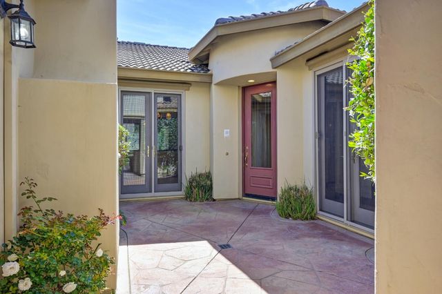 620 Castle Oaks Dr, Ione, CA 95640