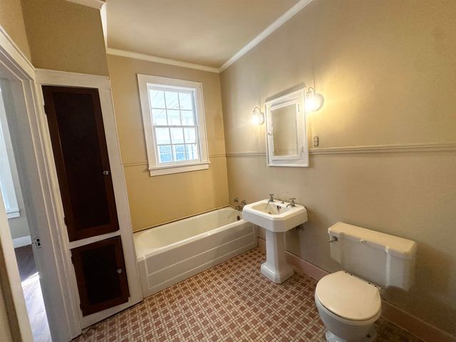 1406 E Main St., Atlanta, TX 75551