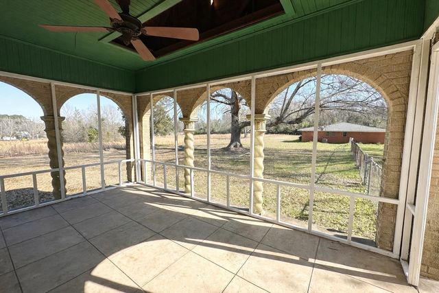 1406 E Main St., Atlanta, TX 75551