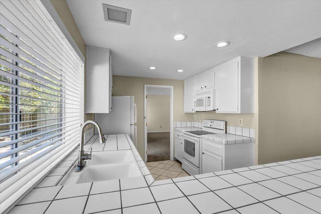 683 Rue Avallon, Chula Vista, CA 91913
