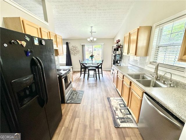 5502 Walnut Lane, Lithonia, GA 30038