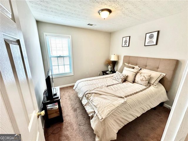 5502 Walnut Lane, Lithonia, GA 30038