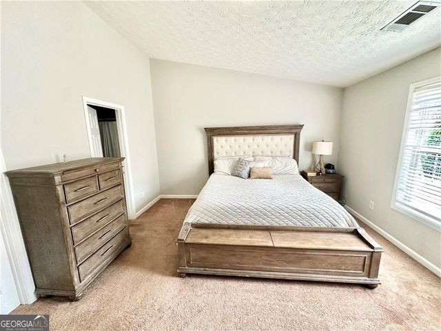5502 Walnut Lane, Lithonia, GA 30038