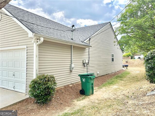 5502 Walnut Lane, Lithonia, GA 30038