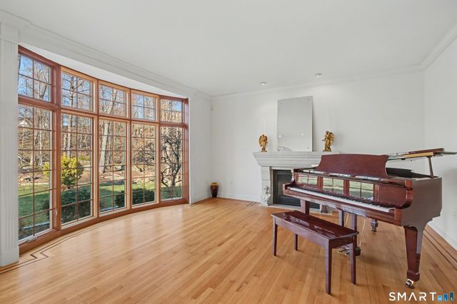 162 Britiani Road, Southbury, CT 06488