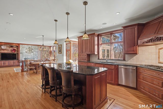 162 Britiani Road, Southbury, CT 06488
