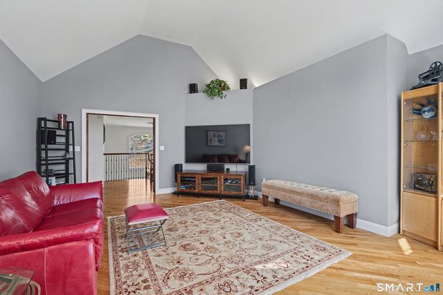 162 Britiani Road, Southbury, CT 06488