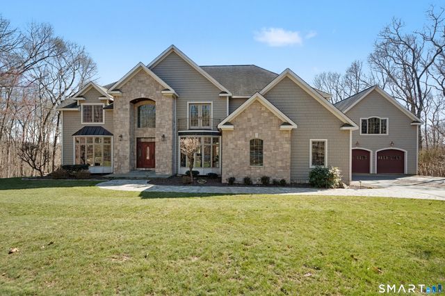 162 Britiani Road, Southbury, CT 06488