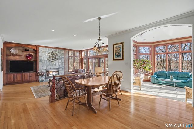 162 Britiani Road, Southbury, CT 06488