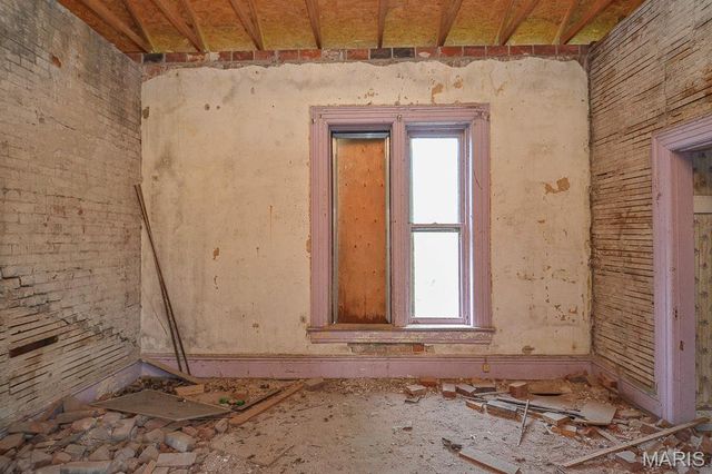 303 N Jackson Street, Belleville, IL 62220