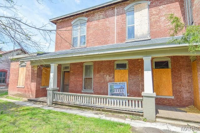 303 N Jackson Street, Belleville, IL 62220