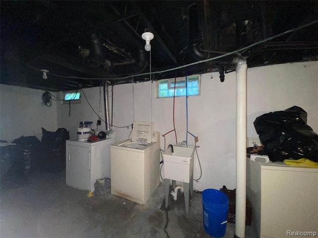 14140 Lamphere Street, Detroit, MI 48223