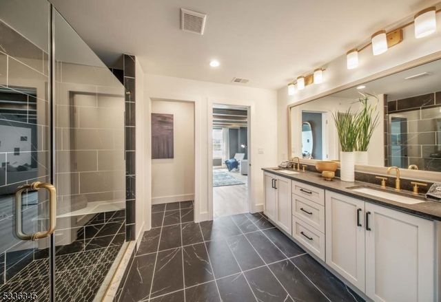 63 Rasboro Rd, Randolph Twp., NJ 07869