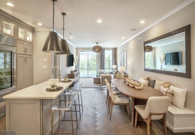 63 Rasboro Rd, Randolph Twp., NJ 07869