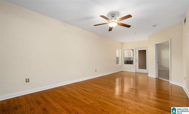 401 20th St S Apt 424, Birmingham, AL 35233