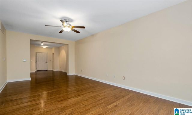 401 20th St S Apt 424, Birmingham, AL 35233