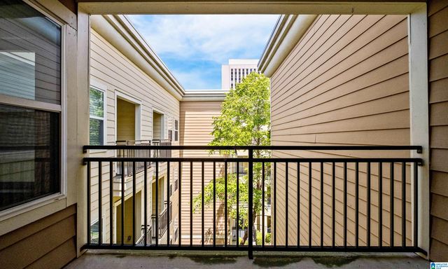 401 20th St S Apt 424, Birmingham, AL 35233