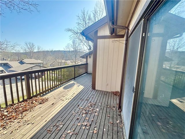 3 White Oak Avenue, Holiday Island, AR 72631