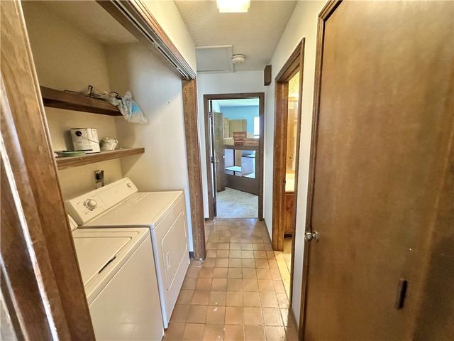 3 White Oak Avenue, Holiday Island, AR 72631