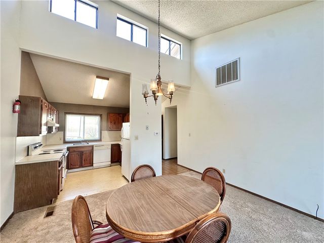 3 White Oak Avenue, Holiday Island, AR 72631