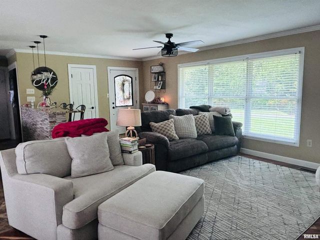 1292 CO Road 700 E Road, Carmi, IL 62821