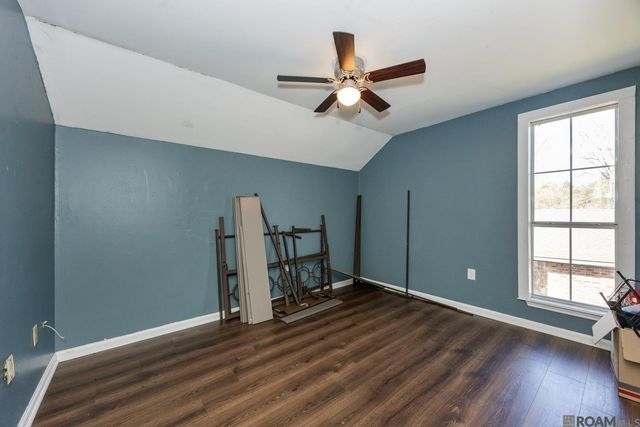 8725 Fairoaks St, Denham Springs, LA 70726