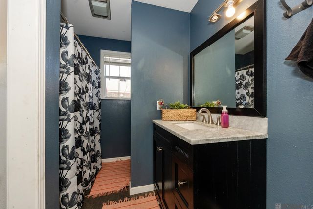 8725 Fairoaks St, Denham Springs, LA 70726