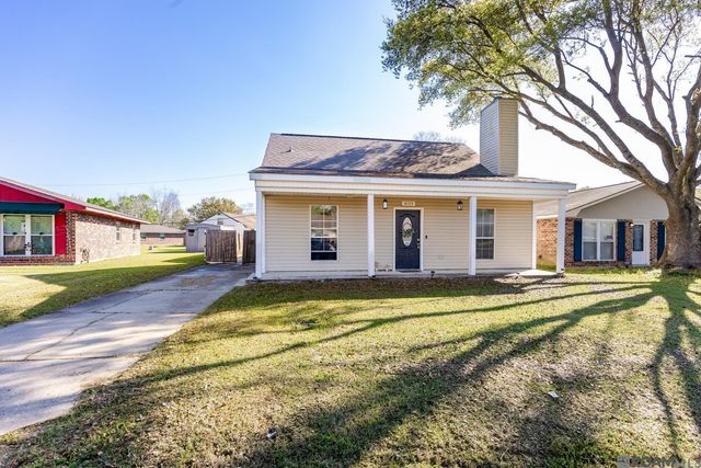 8725 Fairoaks St, Denham Springs, LA 70726