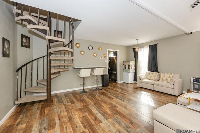 8725 Fairoaks St, Denham Springs, LA 70726