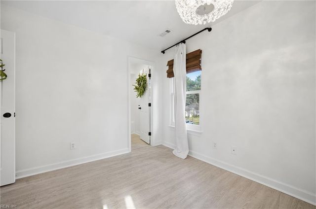 1337 Longwood DR, Norfolk, VA 23508