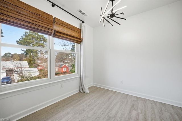 1337 Longwood DR, Norfolk, VA 23508