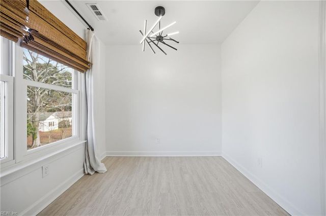 1337 Longwood DR, Norfolk, VA 23508