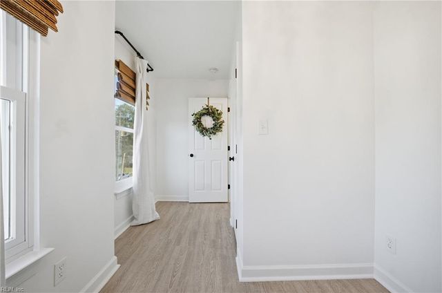 1337 Longwood DR, Norfolk, VA 23508