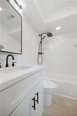 1337 Longwood DR, Norfolk, VA 23508