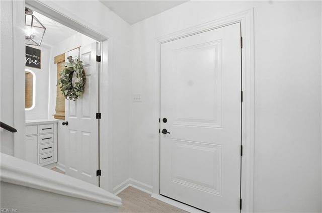 1337 Longwood DR, Norfolk, VA 23508