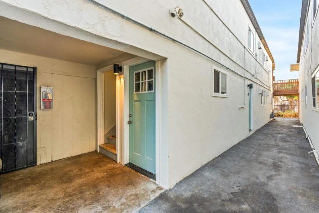 3544-3548 Del Rey Street, Pacific Beach (san Diego), CA 92109