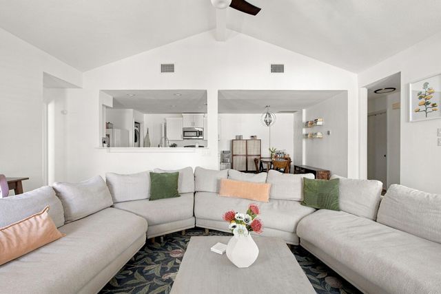 3303 W William Cannon DR B, Austin, TX 78745