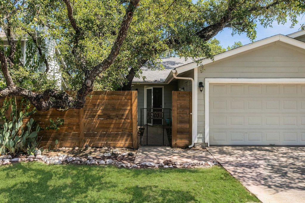3303 W William Cannon DR B, Austin, TX 78745
