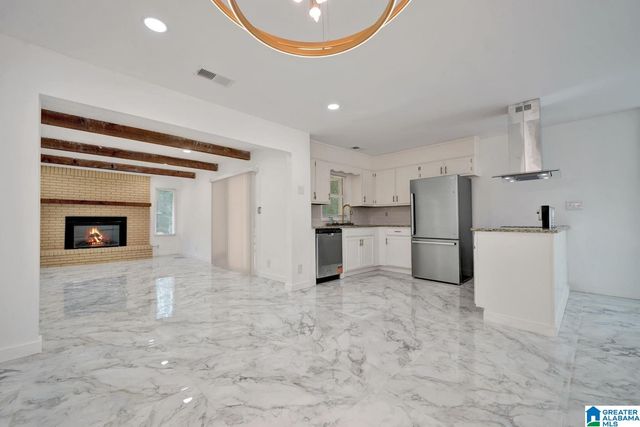 3213 LEE AVENUE SW, Birmingham, AL 35221
