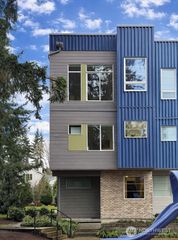 7629 NE 122nd Court #1, Kirkland, WA 98034