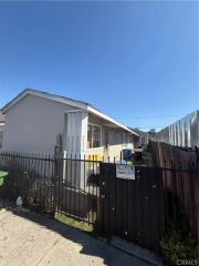 2114 W Florence Avenue, Los Angeles, CA 90047