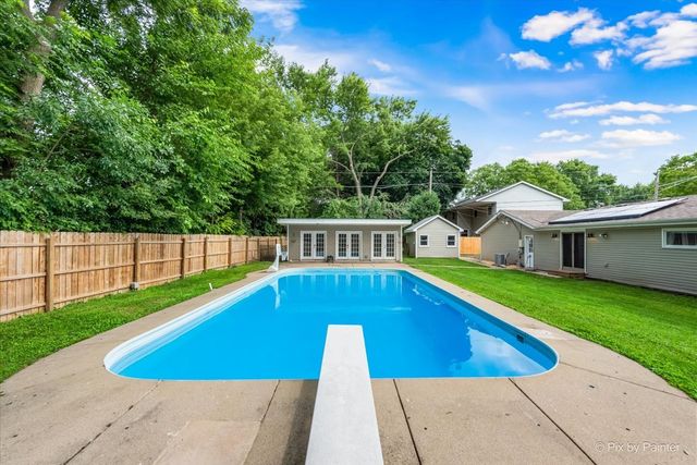 3901 Woodstock Street, Wonder Lake, IL 60097