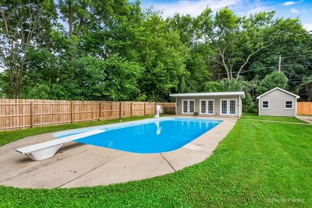 3901 Woodstock Street, Wonder Lake, IL 60097