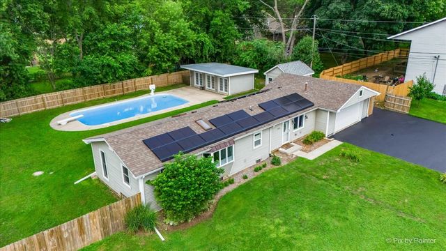 3901 Woodstock Street, Wonder Lake, IL 60097